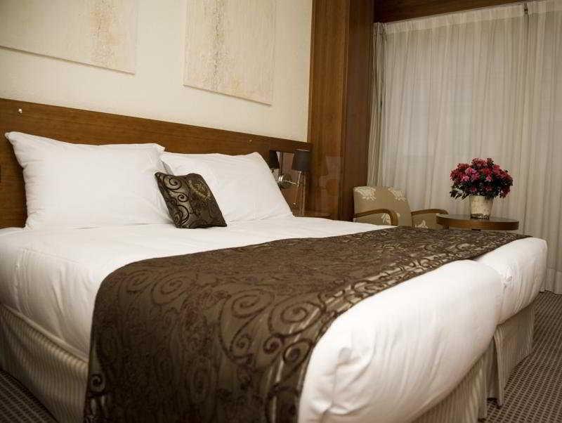 Ibis Centre होटल 3*